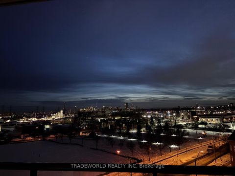 Photo 13 at 508 - 160 Vanderhoof Avenue, Thorncliffe Park, Toronto