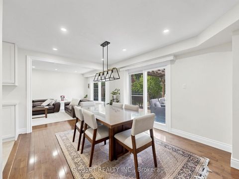 Photo 4 at 90 Chiswick Crescent, Aurora Highlands, Aurora