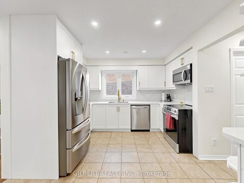 Photo 5 at 90 Chiswick Crescent, Aurora Highlands, Aurora