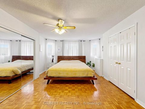 Photo 11 at 90 Chiswick Crescent, Aurora Highlands, Aurora