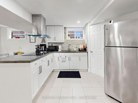Photo 21 at 90 Chiswick Crescent, Aurora Highlands, Aurora