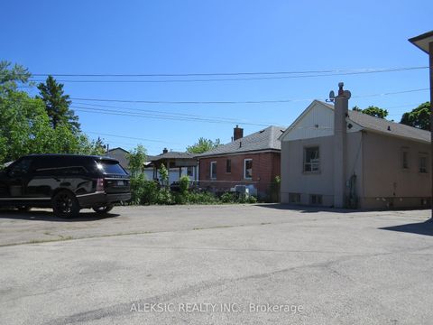 Photo 13 at 179 Thirtieth Street, Alderwood, Toronto