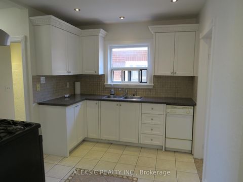 Photo 18 at 179 Thirtieth Street, Alderwood, Toronto