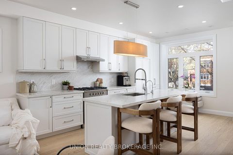 Photo 4 at 273 Lee Avenue, The Beaches, Toronto