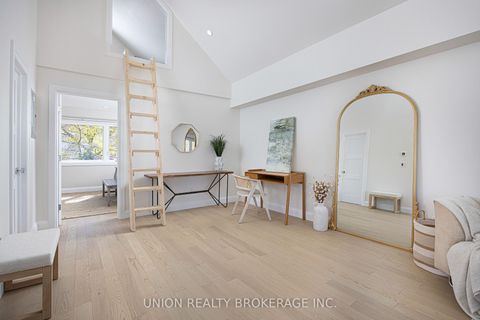 Photo 16 at 273 Lee Avenue, The Beaches, Toronto