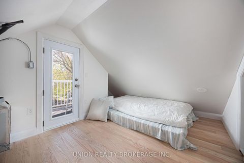 Photo 25 at 273 Lee Avenue, The Beaches, Toronto