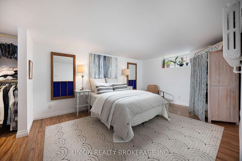 Photo 33 at 273 Lee Avenue, The Beaches, Toronto