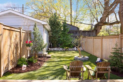 Photo 38 at 273 Lee Avenue, The Beaches, Toronto