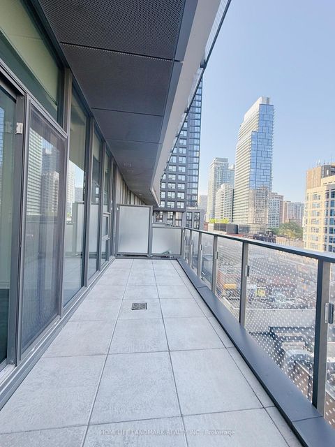 Photo 13 at 501 - 11 Wellesley Street W, Bay Street Corridor, Toronto