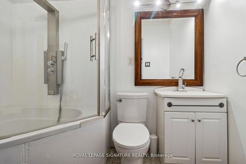 Photo 13 at 720 - 4645 Jane Street, Black Creek, Toronto