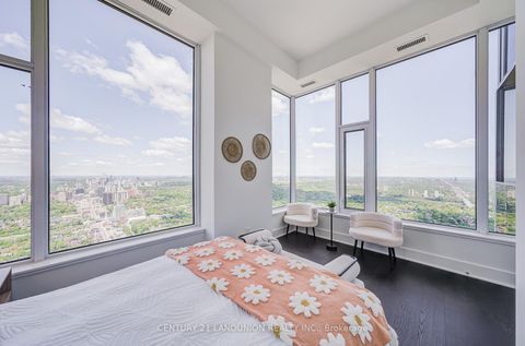 Photo 17 at PH4 - 11 Yorkville Avenue, Annex, Toronto