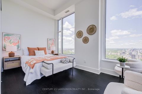 Photo 18 at PH4 - 11 Yorkville Avenue, Annex, Toronto