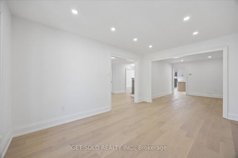 Photo 6 at 181 Brownridge Drive, Brownridge, Vaughan