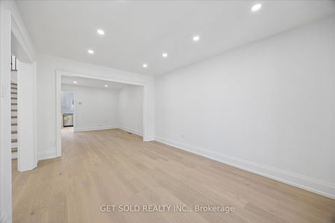 Photo 7 at 181 Brownridge Drive, Brownridge, Vaughan