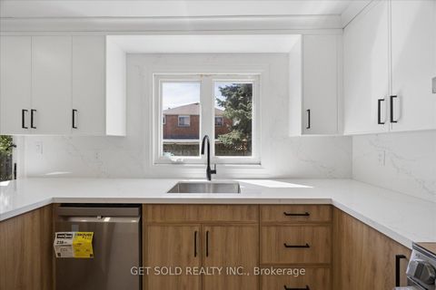 Photo 13 at 181 Brownridge Drive, Brownridge, Vaughan