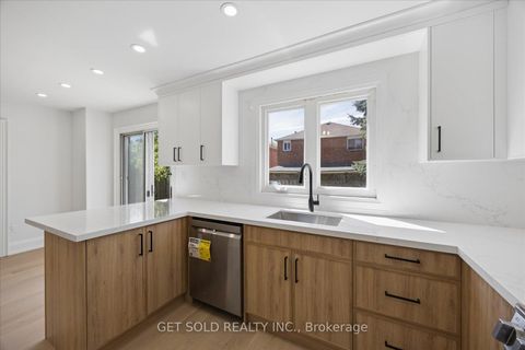 Photo 16 at 181 Brownridge Drive, Brownridge, Vaughan