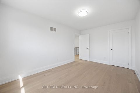 Photo 18 at 181 Brownridge Drive, Brownridge, Vaughan