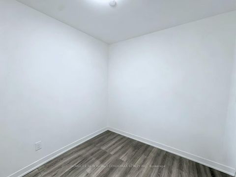 Photo 8 at 609 - 1787 ST. CLAIR Avenue W, Pellam Park, Toronto