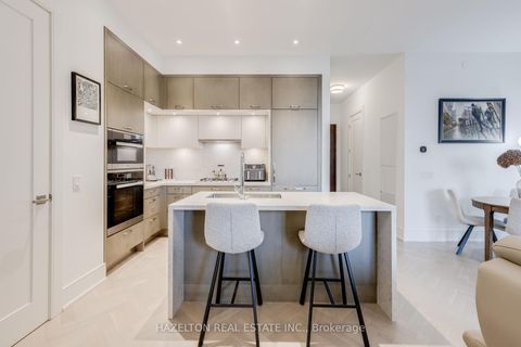 Photo 10 at 301 - 455 Wellington Street W, Waterfront Communities C1, Toronto
