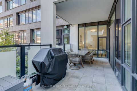 Photo 31 at 301 - 455 Wellington Street W, Waterfront Communities C1, Toronto
