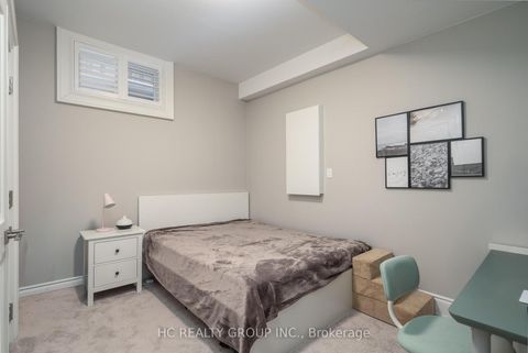 Photo 33 at 11 Chipstead Road, Don Mills, Toronto