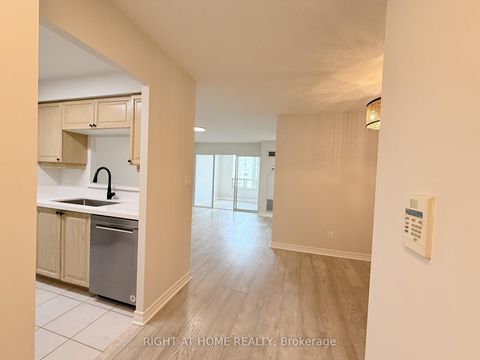 Photo 5 at 2931 - 68 Corporate Drive, Woburn, Toronto
