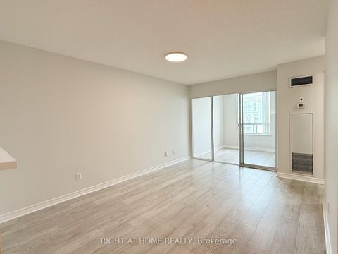 Photo 10 at 2931 - 68 Corporate Drive, Woburn, Toronto