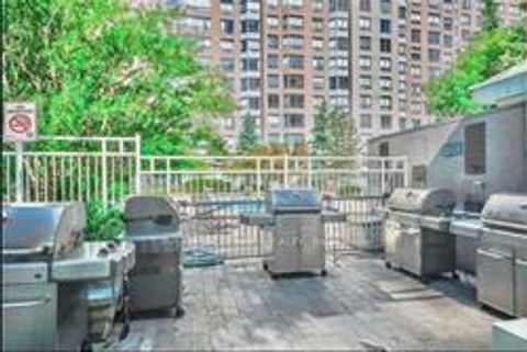 Photo 33 at 2931 - 68 Corporate Drive, Woburn, Toronto