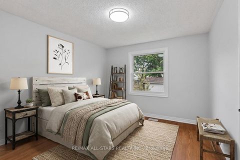 Photo 12 at 29 Lakeview Drive, Port Perry, Scugog