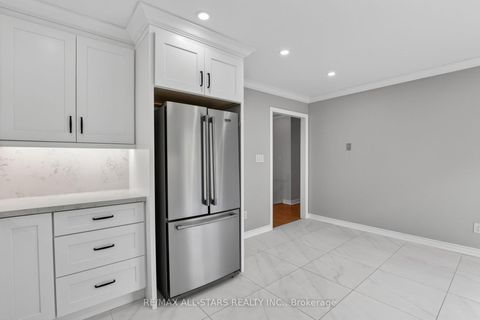 Photo 17 at 29 Lakeview Drive, Port Perry, Scugog