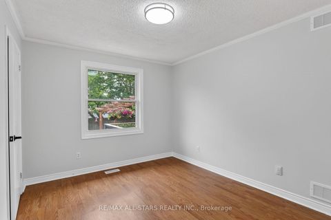 Photo 20 at 29 Lakeview Drive, Port Perry, Scugog