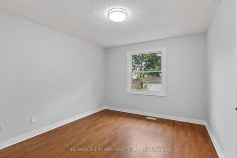 Photo 23 at 29 Lakeview Drive, Port Perry, Scugog