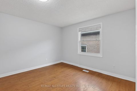 Photo 24 at 29 Lakeview Drive, Port Perry, Scugog