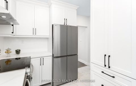 Photo 15 at 316 Ellerslie Avenue, Willowdale West, Toronto