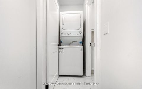 Photo 18 at 316 Ellerslie Avenue, Willowdale West, Toronto