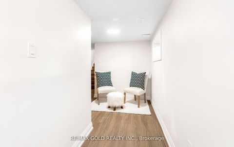 Photo 29 at 316 Ellerslie Avenue, Willowdale West, Toronto