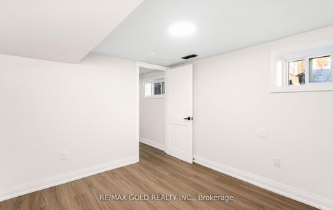 Photo 43 at 316 Ellerslie Avenue, Willowdale West, Toronto