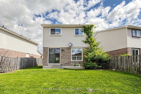Photo 34 at 197 Lisa Crescent, Yorkhill, Vaughan