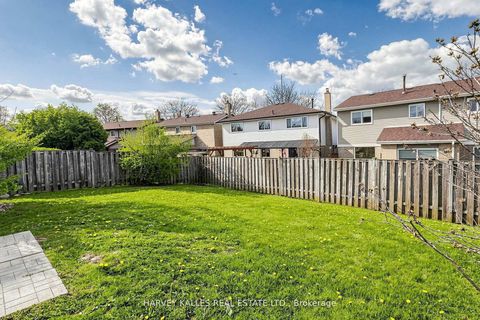 Photo 38 at 197 Lisa Crescent, Yorkhill, Vaughan