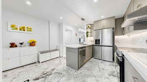 Photo 5 at 53 Campania Crescent, Milliken, Toronto