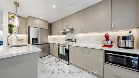 Photo 6 at 53 Campania Crescent, Milliken, Toronto