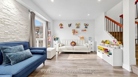 Photo 12 at 53 Campania Crescent, Milliken, Toronto