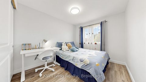 Photo 24 at 53 Campania Crescent, Milliken, Toronto