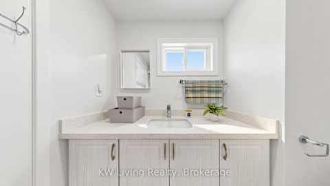 Photo 25 at 53 Campania Crescent, Milliken, Toronto