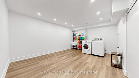 Photo 29 at 53 Campania Crescent, Milliken, Toronto