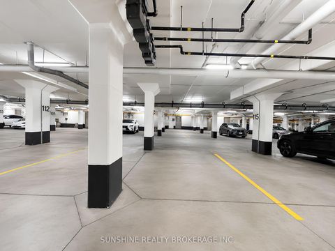 Photo 25 at 12 - 20 Hargrave Lane, York Mills, Toronto