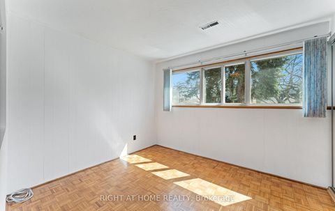 Photo 33 at 41 Knoll Drive, Humber Valley, Toronto