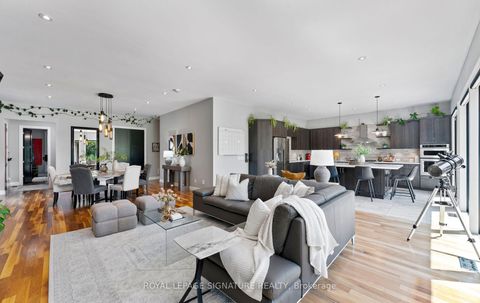 Photo 9 at 88 Beaver Bend Crescent, West Deane, Toronto