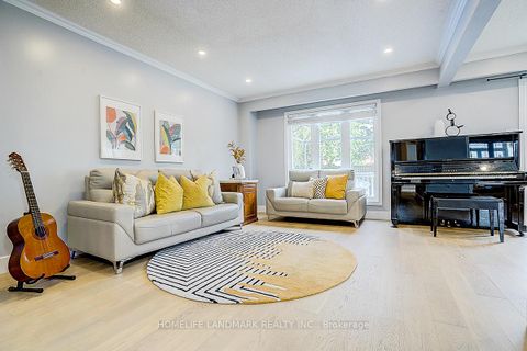 Photo 4 at 431 Port Royal Trail, Milliken, Toronto