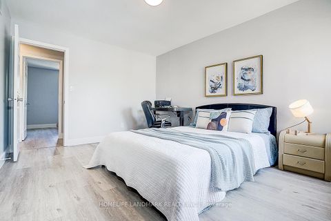 Photo 17 at 431 Port Royal Trail, Milliken, Toronto